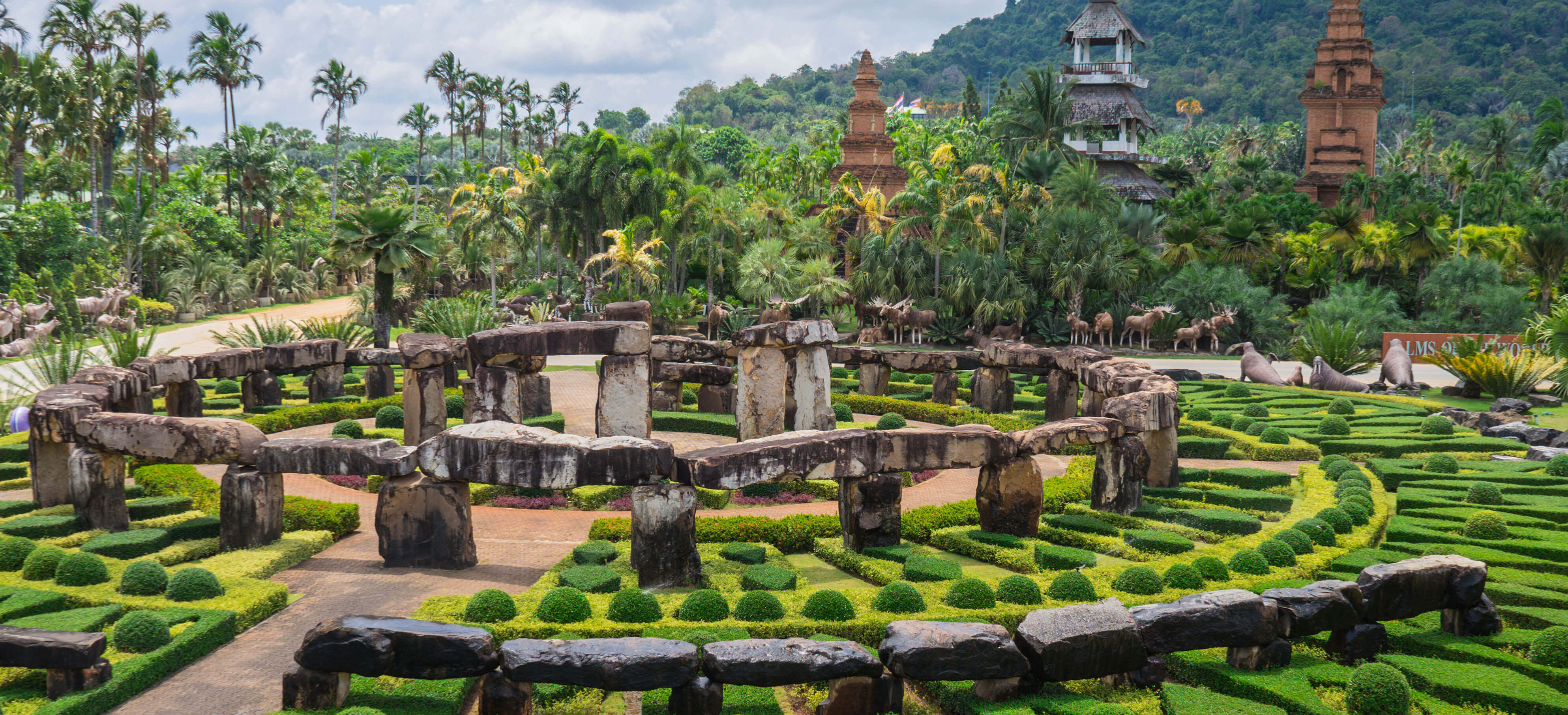 Beautiful botanical gardens and cultural shows at Nong Nooch