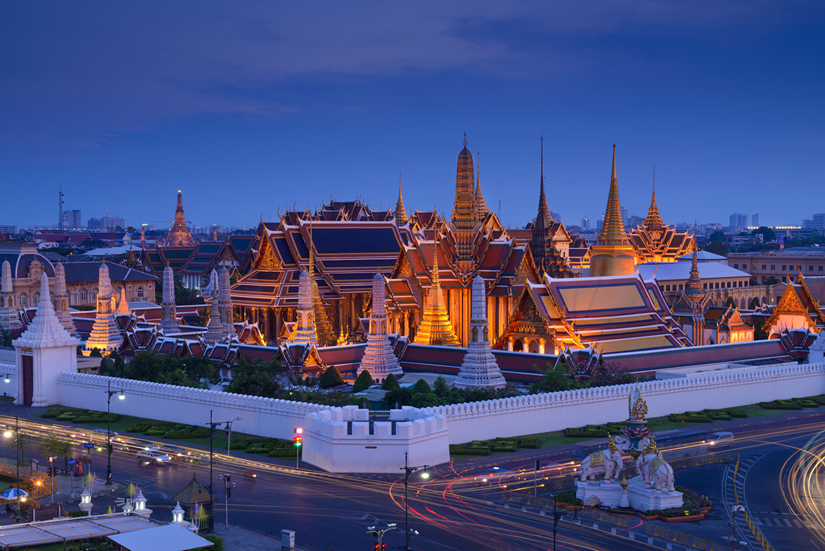 Chiang Mai tour with mountainous landscape